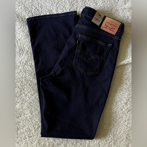 Levi's Women's 725 High Rise Bootcut Jeans Dark Blue Wash Size 33 New with Tags - Picture 11 of 12